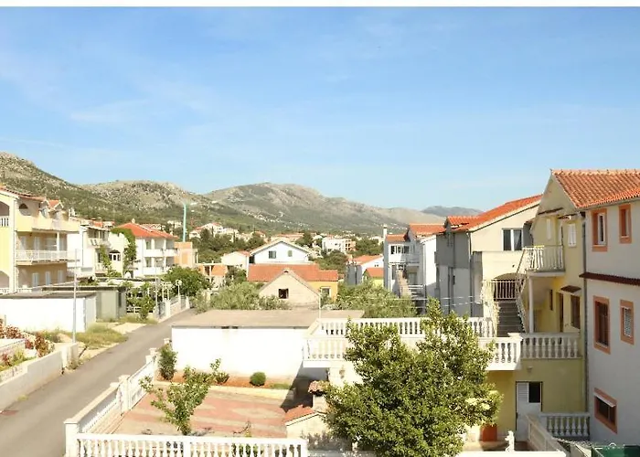 Daire Olive 3 Grebaštica